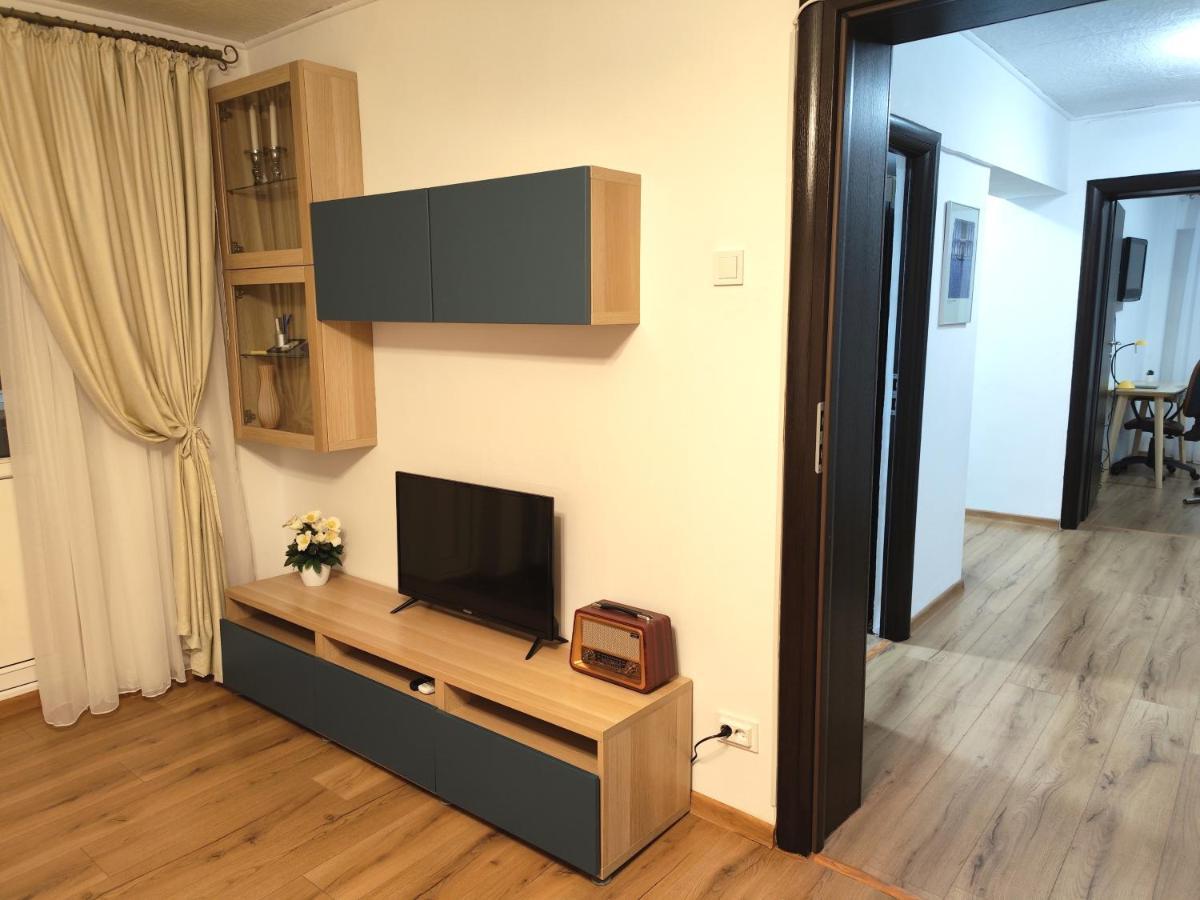 Platinum Apartment - Apartament Cu 3 Camere, 2 Dormitoare, 2 Bai, Bucatarie Complet Utilata, 2 Balcoane Bukarest Eksteriør billede