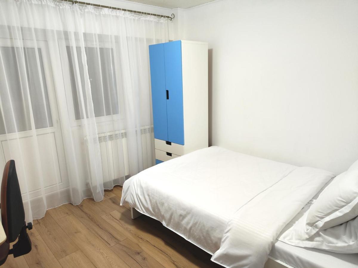 Platinum Apartment - Apartament Cu 3 Camere, 2 Dormitoare, 2 Bai, Bucatarie Complet Utilata, 2 Balcoane Bukarest Eksteriør billede