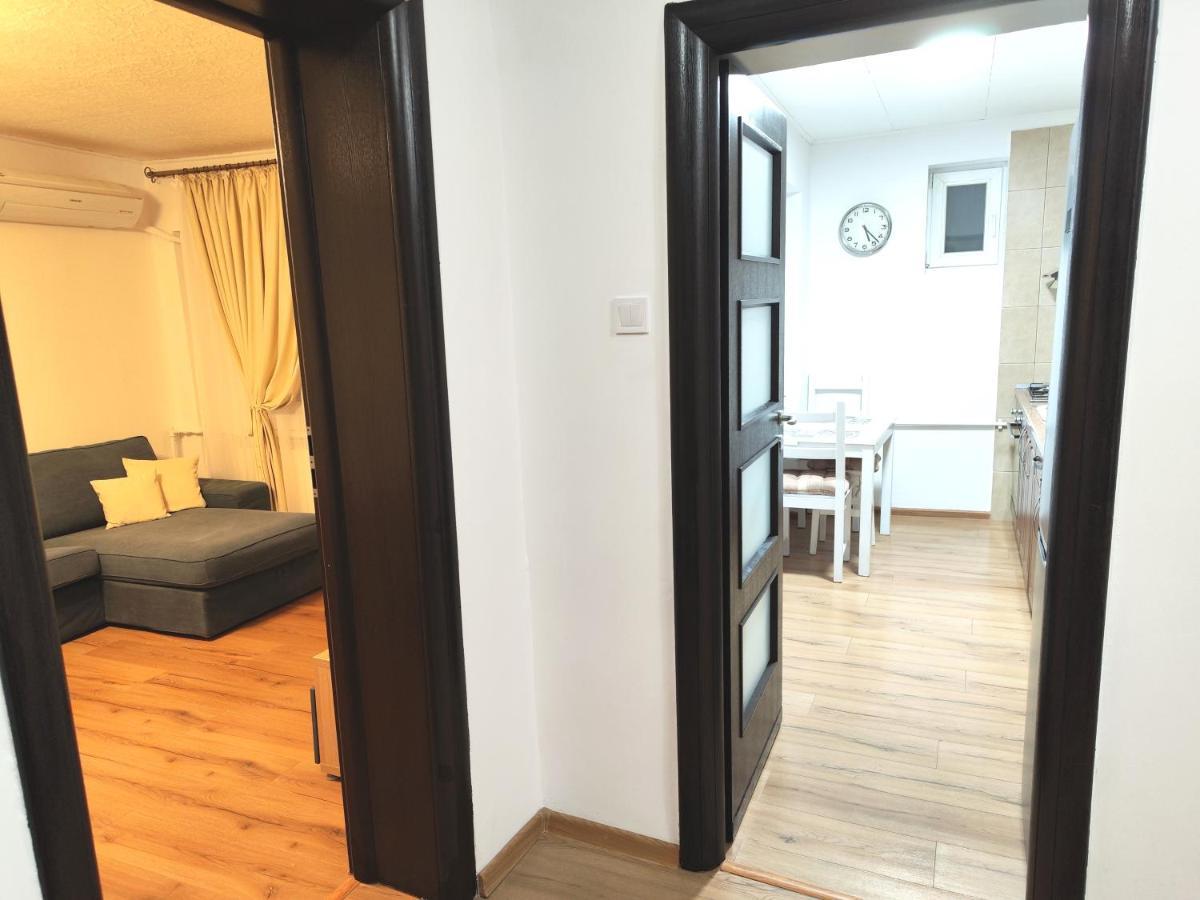 Platinum Apartment - Apartament Cu 3 Camere, 2 Dormitoare, 2 Bai, Bucatarie Complet Utilata, 2 Balcoane Bukarest Eksteriør billede