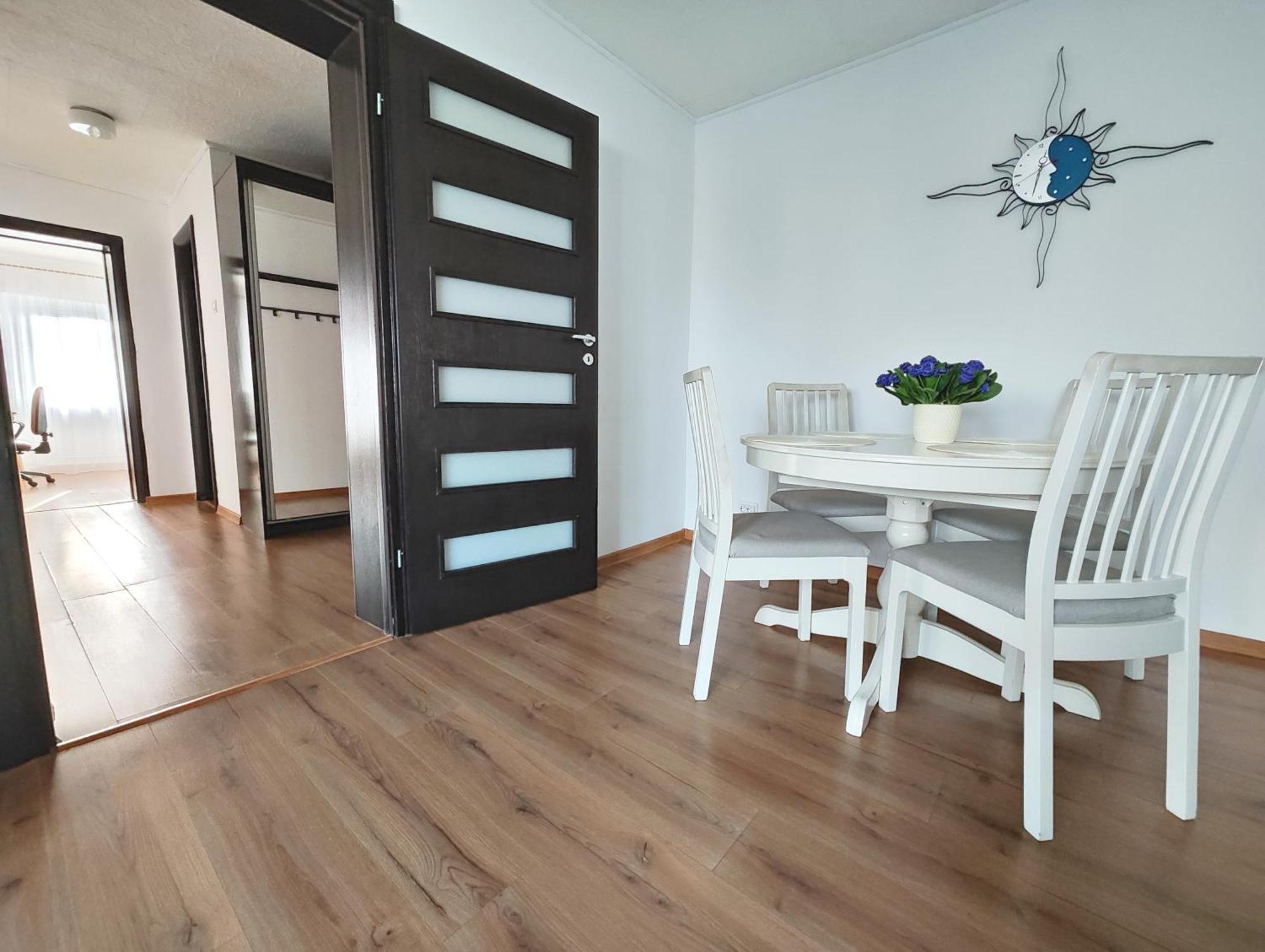 Platinum Apartment - Apartament Cu 3 Camere, 2 Dormitoare, 2 Bai, Bucatarie Complet Utilata, 2 Balcoane Bukarest Eksteriør billede
