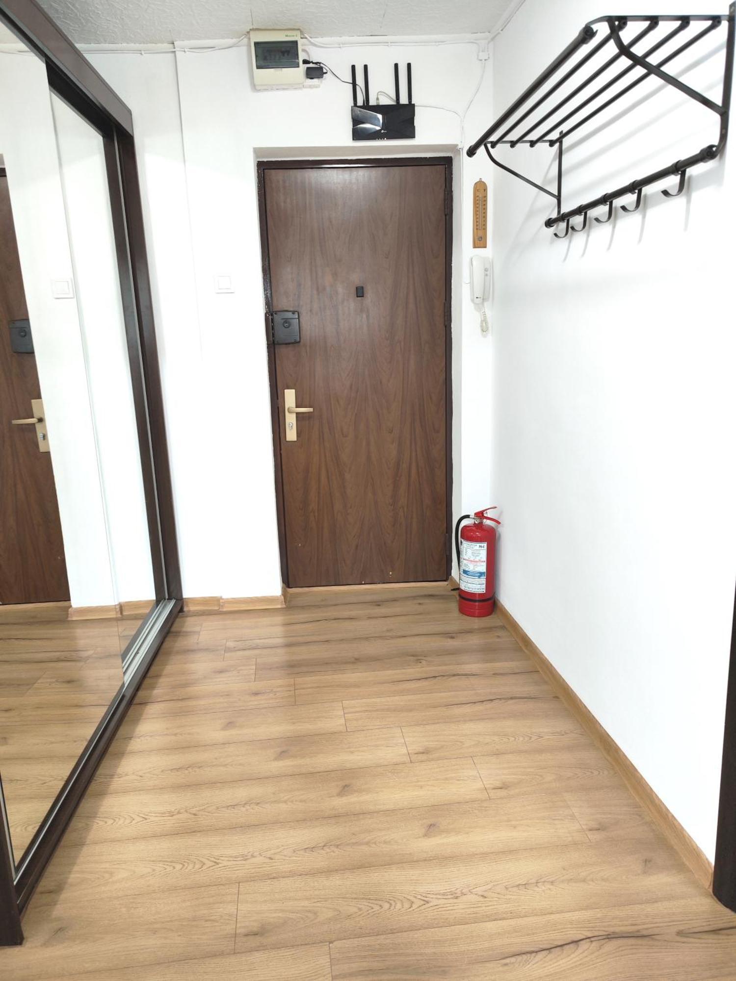 Platinum Apartment - Apartament Cu 3 Camere, 2 Dormitoare, 2 Bai, Bucatarie Complet Utilata, 2 Balcoane Bukarest Eksteriør billede