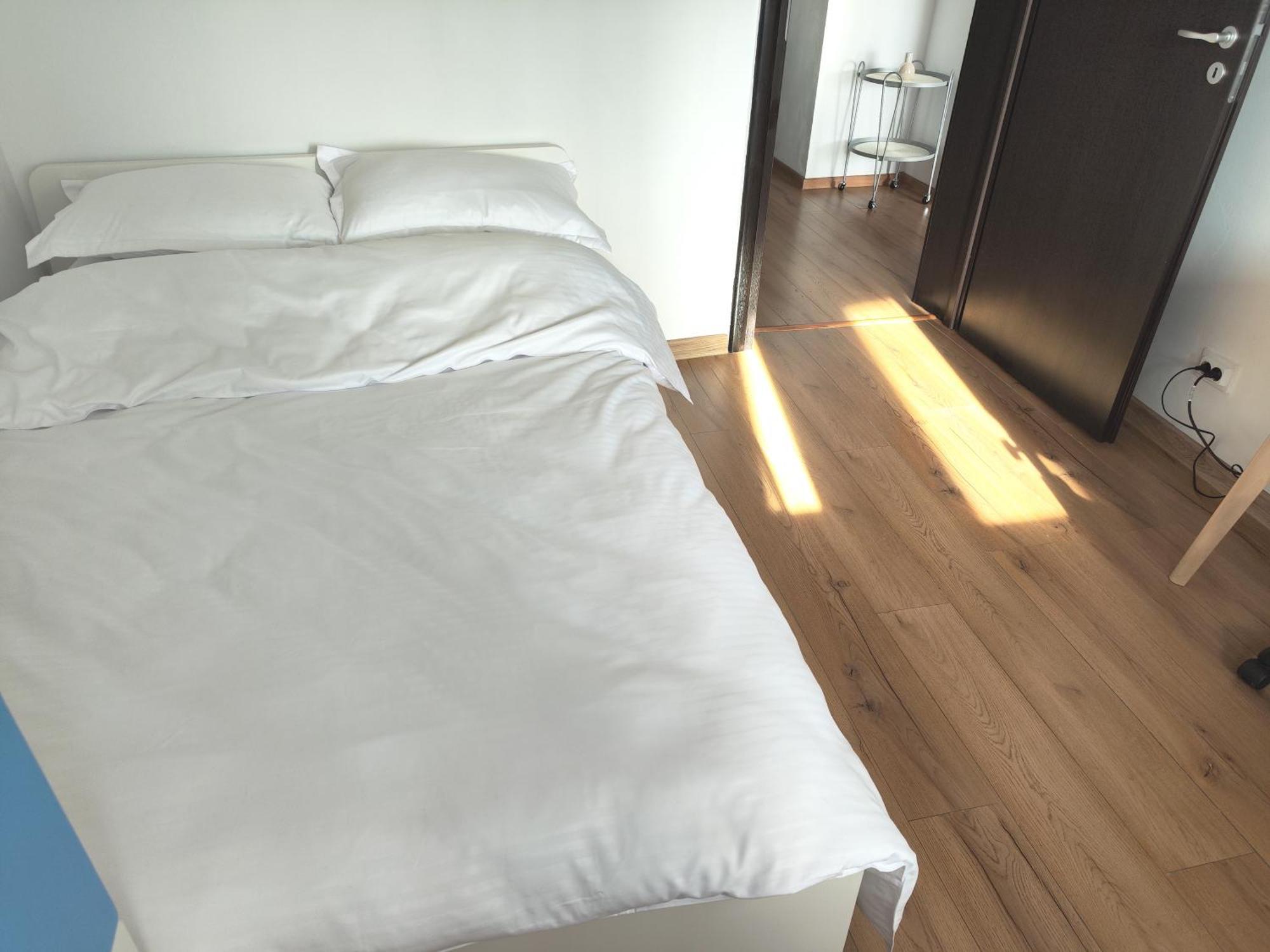 Platinum Apartment - Apartament Cu 3 Camere, 2 Dormitoare, 2 Bai, Bucatarie Complet Utilata, 2 Balcoane Bukarest Eksteriør billede