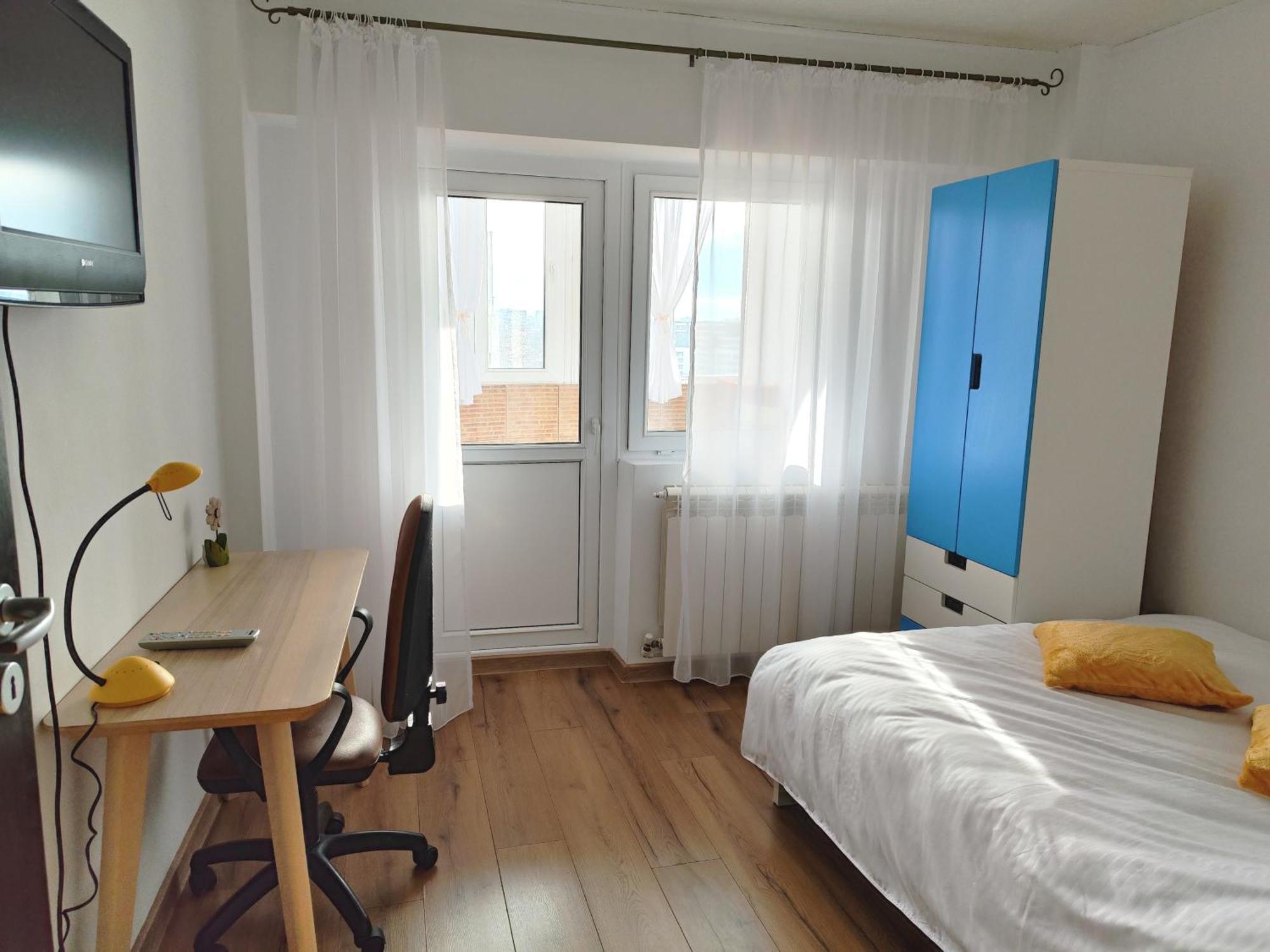 Platinum Apartment - Apartament Cu 3 Camere, 2 Dormitoare, 2 Bai, Bucatarie Complet Utilata, 2 Balcoane Bukarest Eksteriør billede