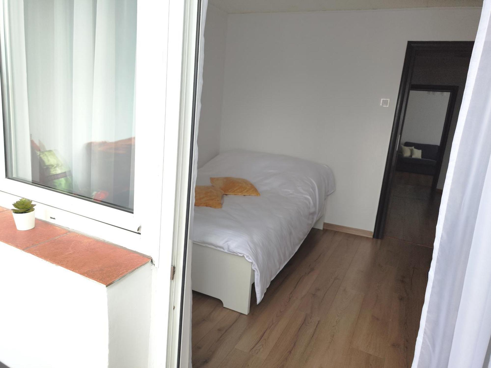 Platinum Apartment - Apartament Cu 3 Camere, 2 Dormitoare, 2 Bai, Bucatarie Complet Utilata, 2 Balcoane Bukarest Eksteriør billede