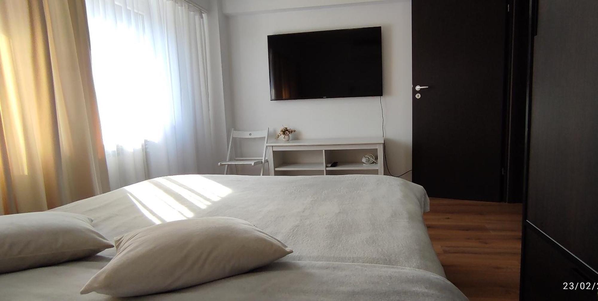 Platinum Apartment - Apartament Cu 3 Camere, 2 Dormitoare, 2 Bai, Bucatarie Complet Utilata, 2 Balcoane Bukarest Eksteriør billede