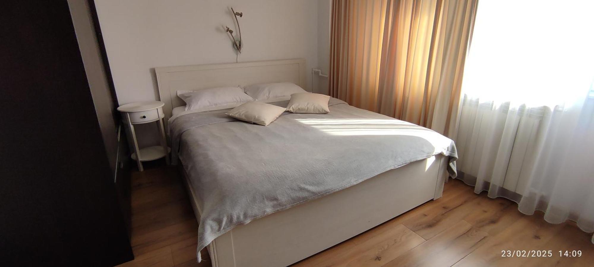 Platinum Apartment - Apartament Cu 3 Camere, 2 Dormitoare, 2 Bai, Bucatarie Complet Utilata, 2 Balcoane Bukarest Eksteriør billede